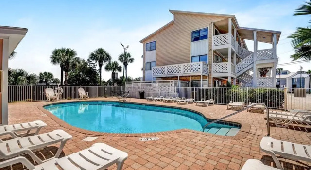Sand Castle West By Panhandle Getaways