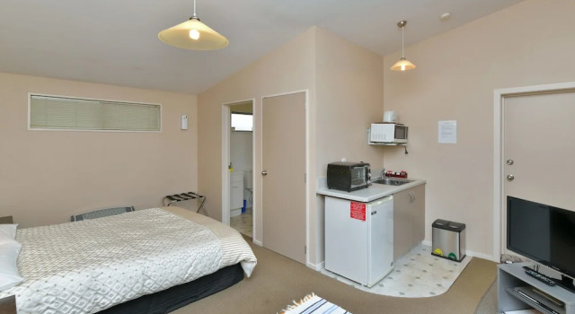 Студия Economy Wayside Motel