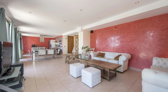 Boutique Villa Panorama, Varaa Boutique-hotelli Hotellit Costa Brava pysäköinnillä, Pysäköinti