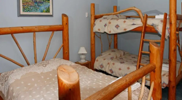 Четырёхместный номер Comfort The Mad Musher - Hostel