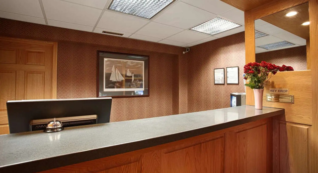 Quality Inn Tully I-81, Rezerwuj Hotel Tully 