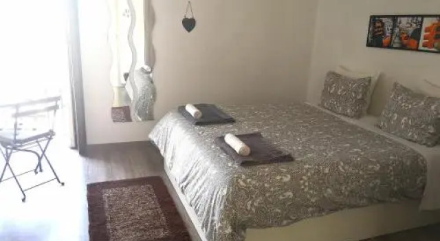 Taah Billa Guest House, Забронировать Гостевой дом Тавира Nature Reserve Ria Formosa, рядом с Торговый центр Tavira Gran Plaza
