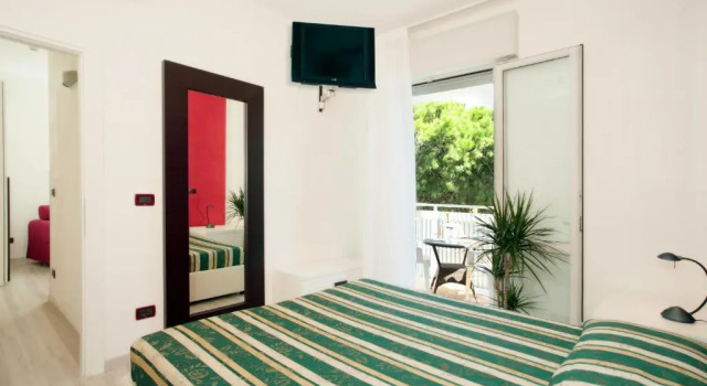 Полулюкс Hotel Villa Maria