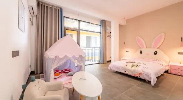 Семейный люкс Yangshuo Monsoon Homestay (Eternal Scenery District Branch)