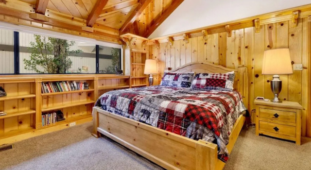 Bearfoot Lodge #2030 by Big Bear Vacations, Rezerwuj Dom wakacyjny Big Bear Lake Stany Zjednoczone