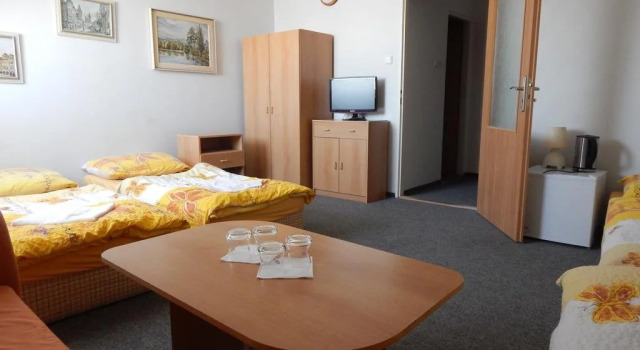 Penzion U Kašných, Rezerwuj Hotel Hotele w Central Bohemia z parkingiem, Parking
