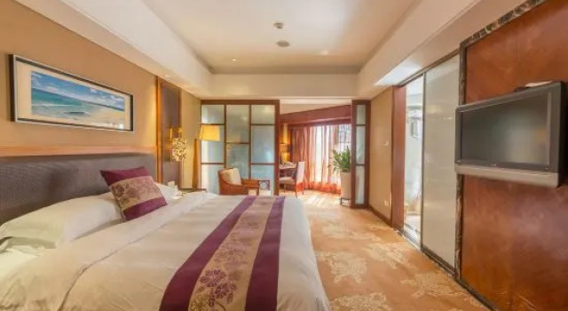 Люкс Deluxe Xiamen Gulang Bay Hotel