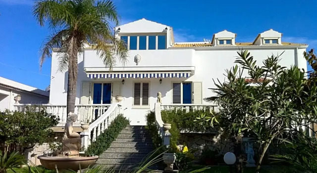 Villa Sissi, Book Villa Hotels in Sicily with Parking, Parking