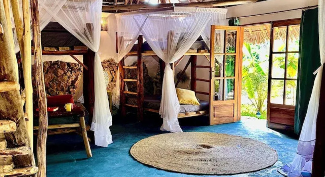 Семейная вилла с балконом Kameleon Blue Arts Lodge