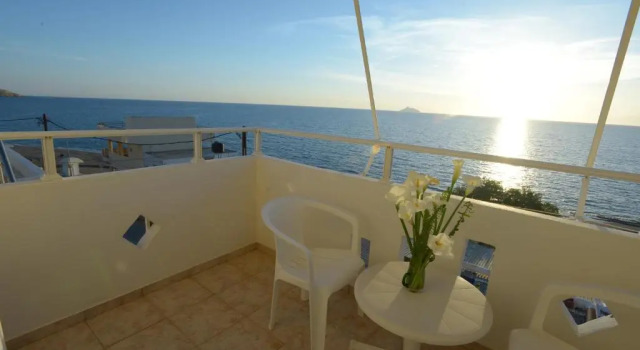 Номер Standard Nefeli Rooms with Sea View in Kalamaki