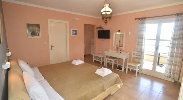Студия с балконом и с видом на море Stella Hotel Apartments