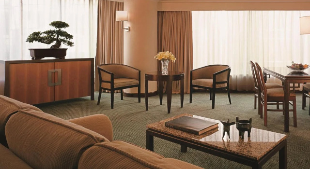 Shangri-La Golden Flower, Xian, Забронировать Отель Бизнес-отели Синьчэн, 4* 5*