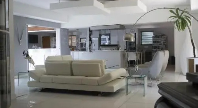 Luxury Upmarket Homestay 20 On 4th, Забронировать Отель Отели Северо-Западной провинции с парковкой, Парковка