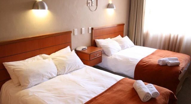 Diamond Lodge, Book Hotel Kimberley Northern Cape