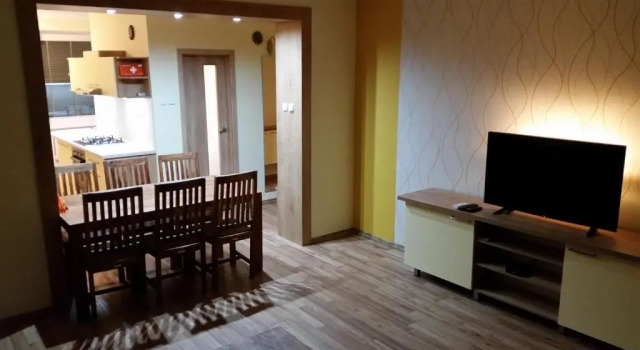 Апартаменты LakeView Apartments