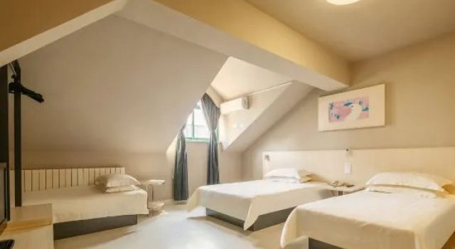 Двухместный номер Standard Jinjiang Inn Yantai Binhai Road Haiyun Road