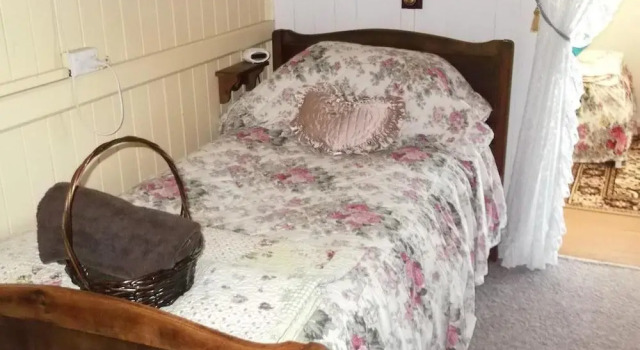 Staple House Bed and Breakfast, Забронировать Отель «постель и завтрак» Вулуга Квинсленд
