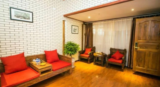 Shenma Hostel, Забронировать Хостел Лицзян Юньнань, рядом с Улица Сквер-стрит Древнего города Даянь