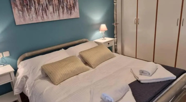 Mary's House, Book Apartment Volos 