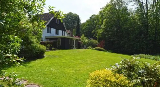 Bleeke Hoeve Bed&Breakfast/Hotel, Prenota Hotel Elspeet Veluwe