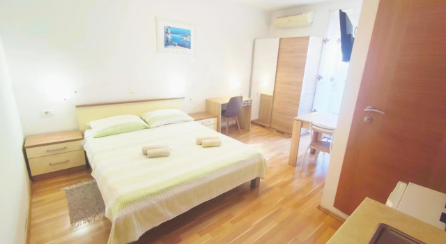Apartments Vjeko, Prenota Appartamento Splitska 
