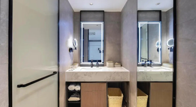 Двухместный номер Standard с видом на город Atour Hotel Zhengzhou East Station Longzi Lake