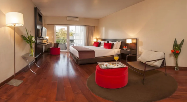 Люкс Deluxe с балконом The Glu Boutique Hotel - Palermo Soho