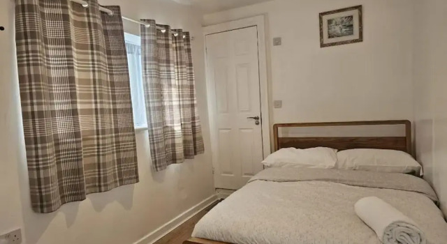 Seafront 2-bed Apt, Sleeps 4 in Clacton-on-sea
