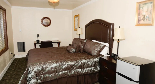 Номер Standard City Center Motel