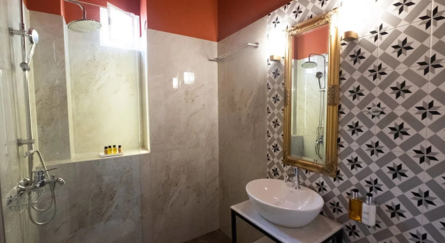 Апартаменты Grand ATHENIAN YARD SUITES