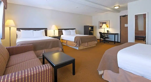 Люкс Best Western Mount Pleasant Inn