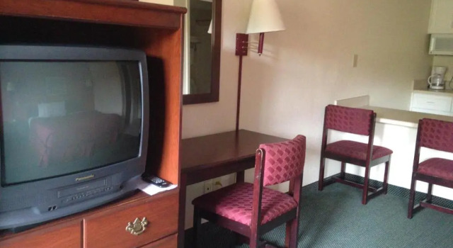 Люкс Country Hearth Inn & Suites Augusta