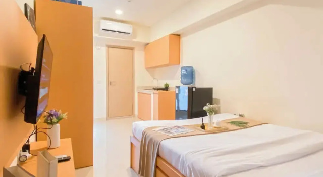 Comfy Stay Studio Room At Meikarta Apartment