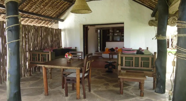 Коттедж Kusini Beach Cottages