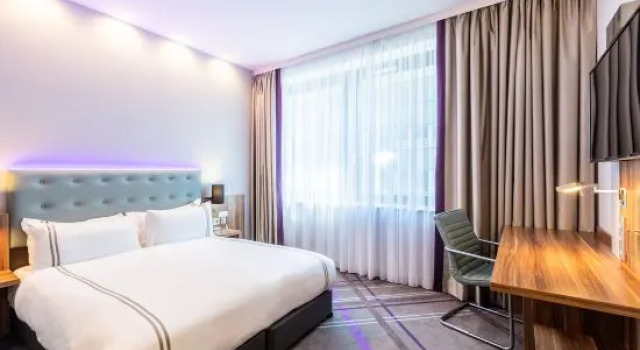 Номер Standard Premier Inn Frankfurt City Centre