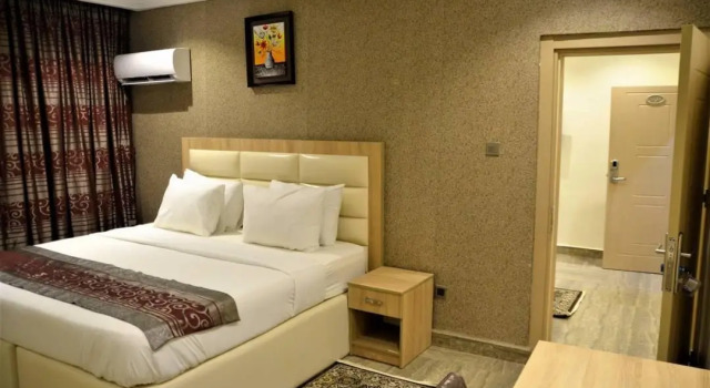 Люкс Ambassador H9 Suites