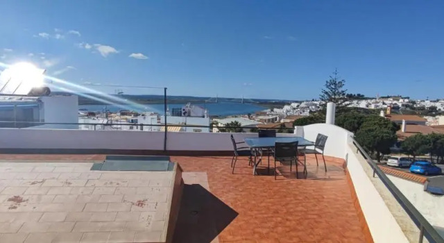 Апартаменты с 3 комнатами Casa El Barco