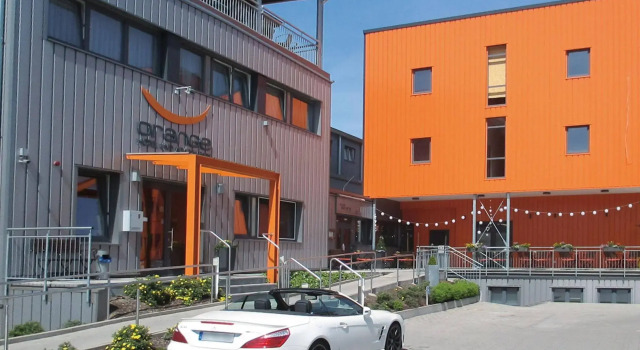 Orange Hotel und Apartments