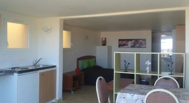 Апартаменты c 1 комнатой с балконом Calvi Residence