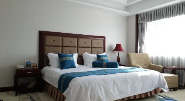 Люкс Standard Thank Inn Plus Hotel Liaoyuan Fortune Road Eurasian Shangdu