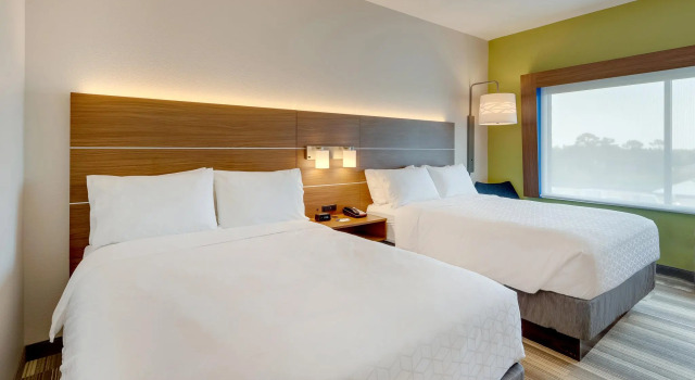 Четырёхместный номер Standard Holiday Inn Express - Wilmington - Porters Neck by IHG