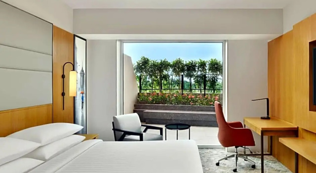 Двухместный люкс Presidential с видом на город Courtyard by Marriott Nashik