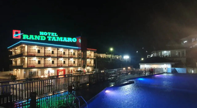 Grand Tamaro Hotel, Book Hotel Hotels in Sumatra with Breakfast, Breakfasts