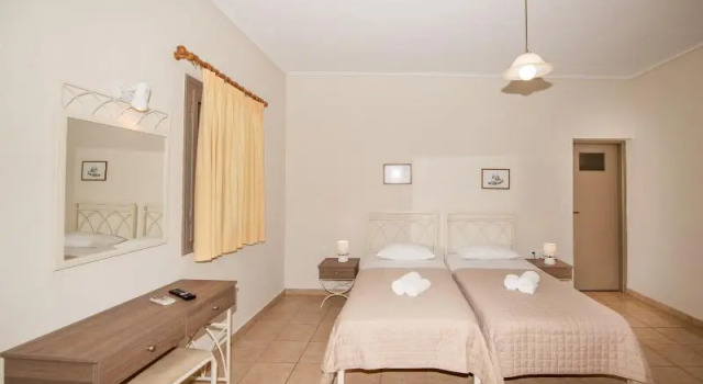 Двухместный номер Standard с балконом Enjoy Villas