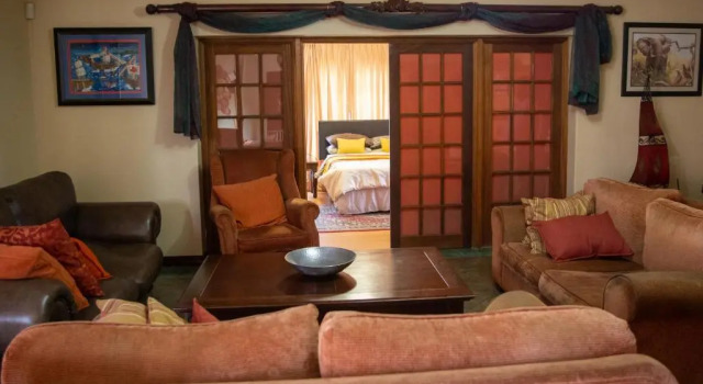 Blyde Guesthouse, Prenota Hotel Farrarmere Gauteng