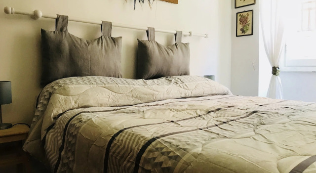 B&B U Sentè, Забронировать Отель «постель и завтрак» Исторический центр Генуи Генуя, рядом с Станция метро Sarzano/Sant'Agostino