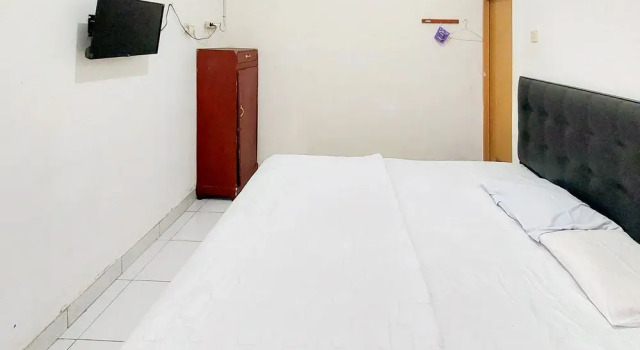 Pondok Gede Dkost Syariah Mitra RedDoorz