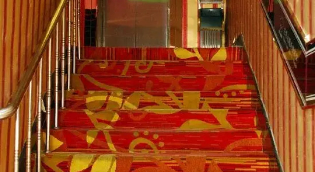 Mango Theme Hotel (Mudanjiang Cultural Palace Square)