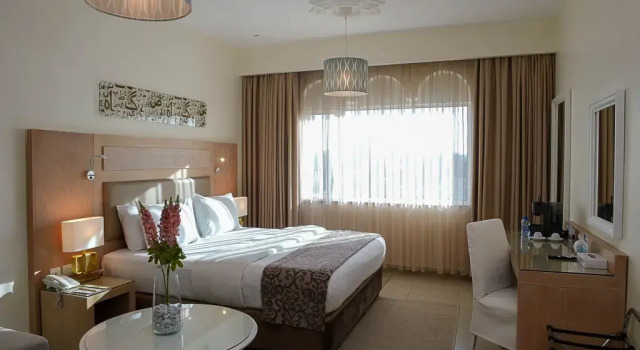 Полулюкс Toledo Amman Hotel