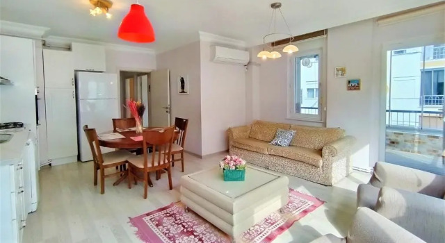 Flat Close to Beach With Balcony in Konyaalti, Забронировать Отель Отели провинции Антальи с парковкой, Парковка